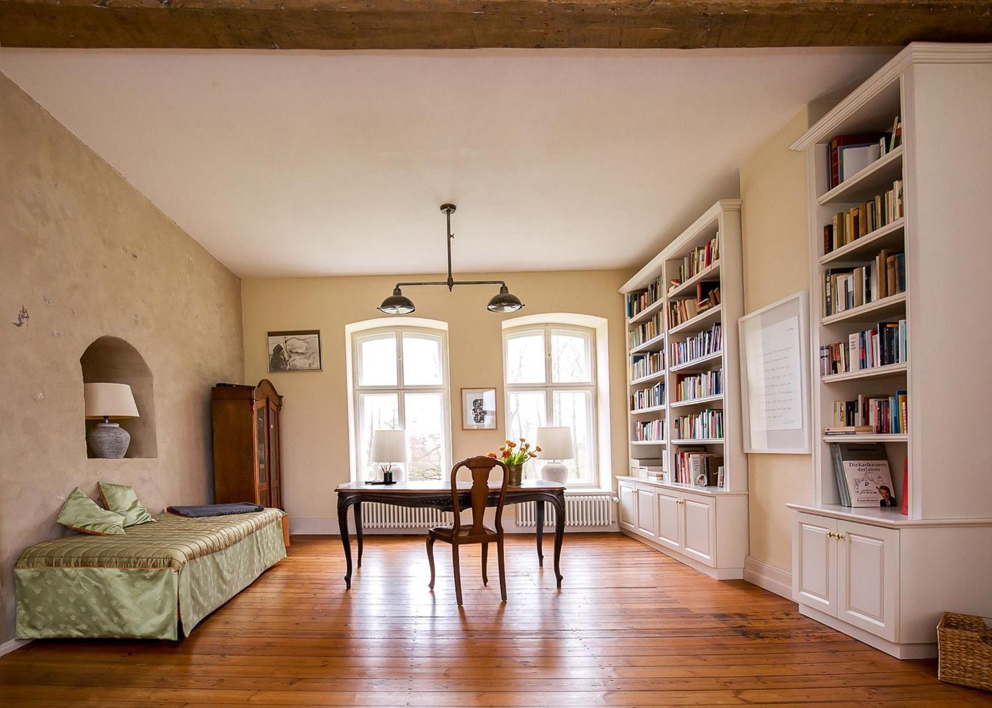 Gutshaus Penzlin Villa Meyenburg  ภายนอก รูปภาพ
